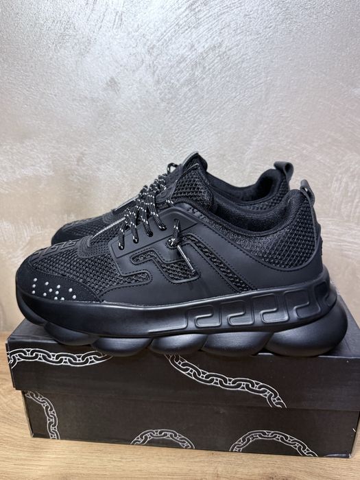 Versace chain reaction