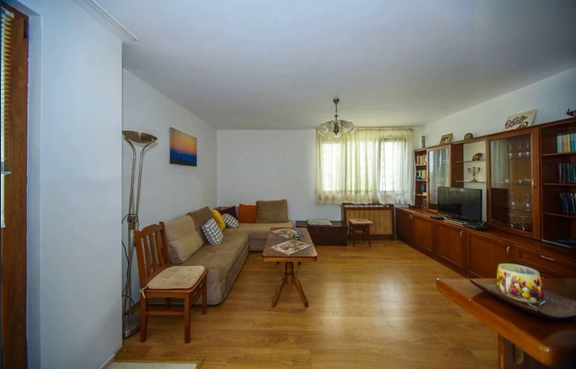 Дава се под наем Двустаен апартамент в София, Лозенец - 61 кв.м за 650 € - Снимка #1