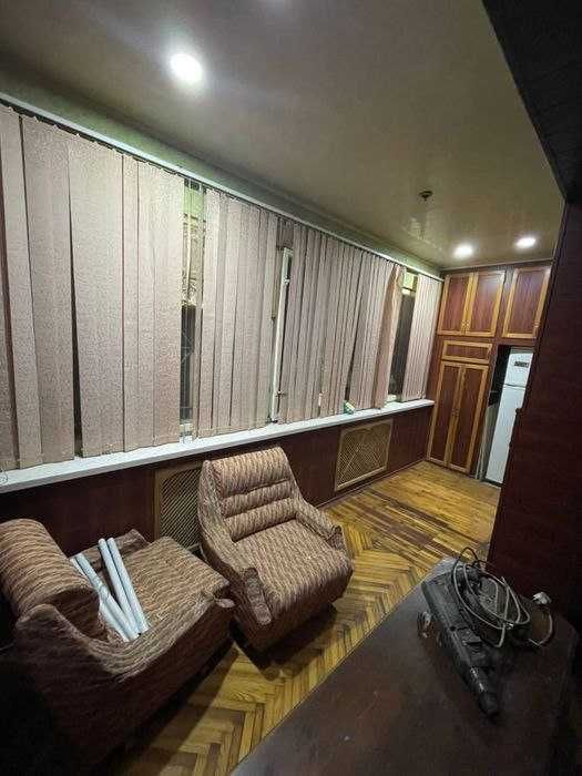 СРОЧНО сдается квартира 5/1/4 М.Улугбек Феруза кинотеатр 105 кв.м 600$