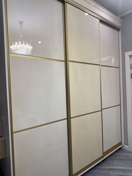 Продам шкаф купе