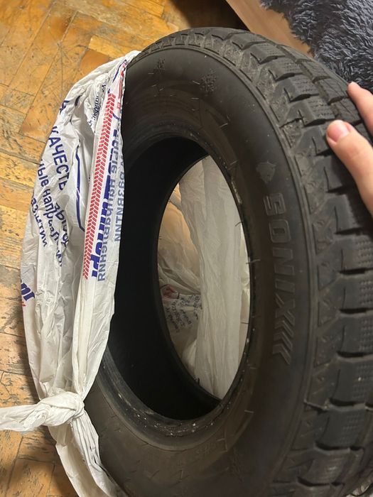 Продам шины зимние 185/60 R14