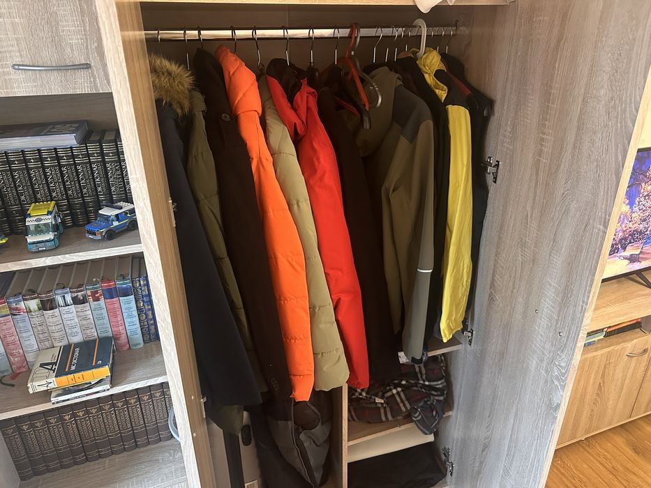 Vand mobilier living, dulap, comoda, biblioteca