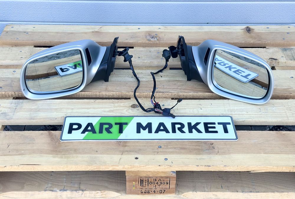 Комплект огледала AUDI Q5 SQ5 8R 8R1857409L 8R1857410L