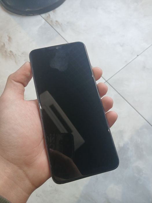 IPhone 6s plus Tecno spark 2023