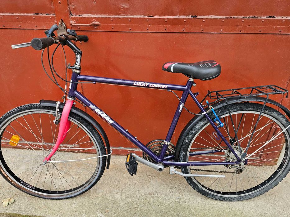Bicicleta ktm 26 inch cu butuc pedalier defect