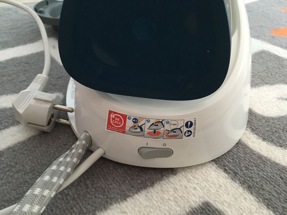 Staţie Fier Calcat Cu Aburi Philips GC6722 FastCare Compact