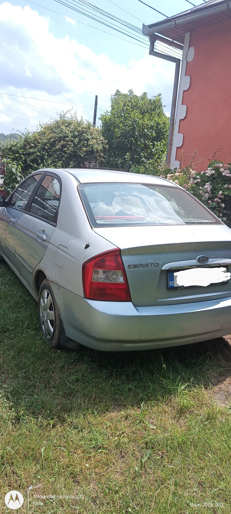 Vând autoturism KIA CERATO, 2004, pentru programul rabla.