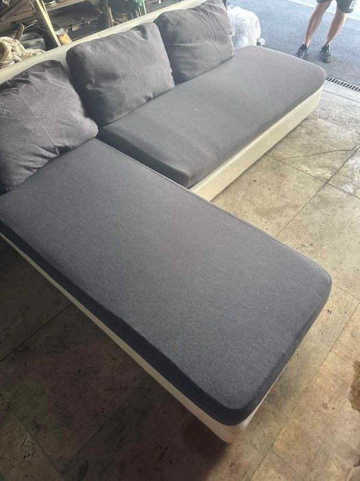 Продавам диван в добро състояние