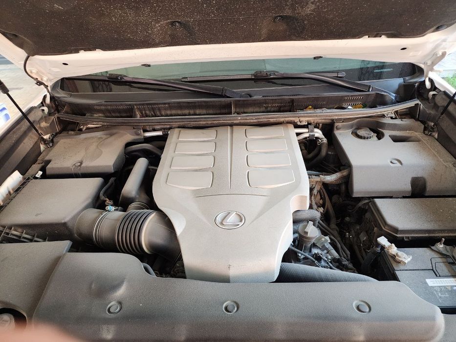 Lexus GX460 Benzin