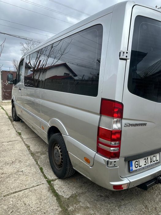 Mercedes- Benz Sprinter