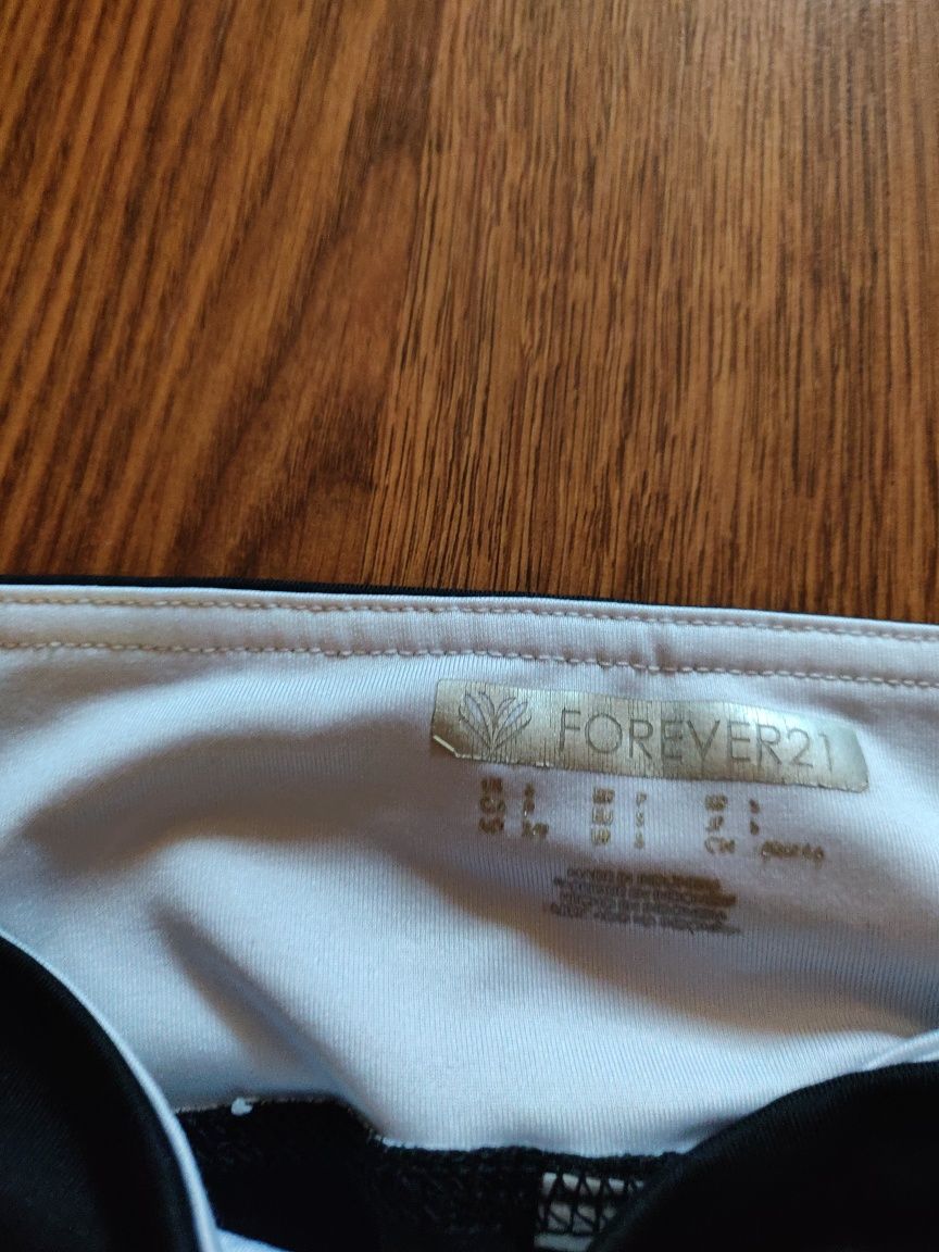 Maiou și pantaloni sport Forever 21