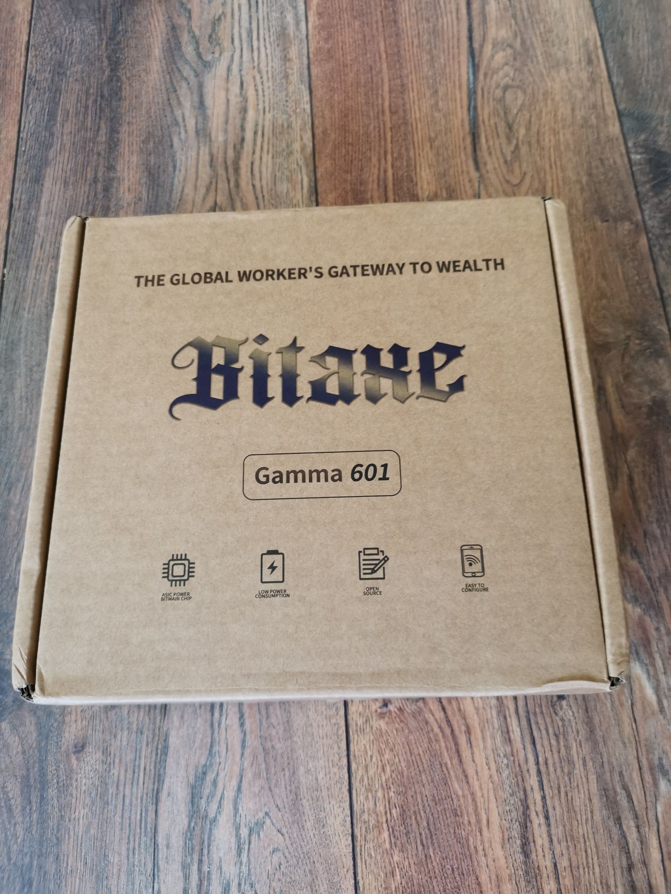 Bitaxe Gamma 601 - 1.2TH/s BTC solo miner [BM1370] chip
