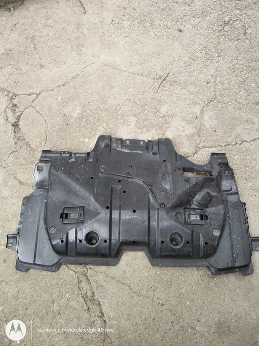 Кора под двигател Subaru Forestar