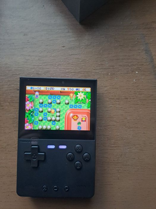 Trimui Brick - ретро гейминг конзола