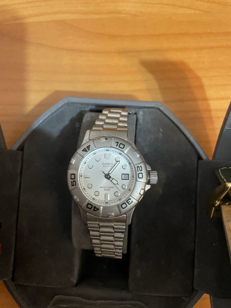 vand ceasuri vintage si casio(preturi descriere)