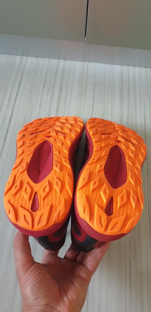 Salomon Glide Max Running  46 2/3 /30см. ОРИГИНАЛ Мъжки спортни обувки