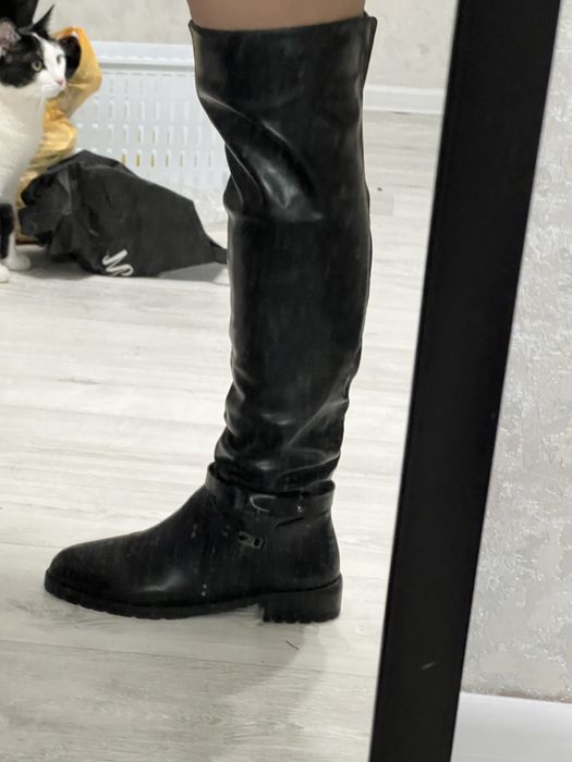 Сапоги Ботфорты из натуральной кожи дем сезон 39 р но на узкую голяшку