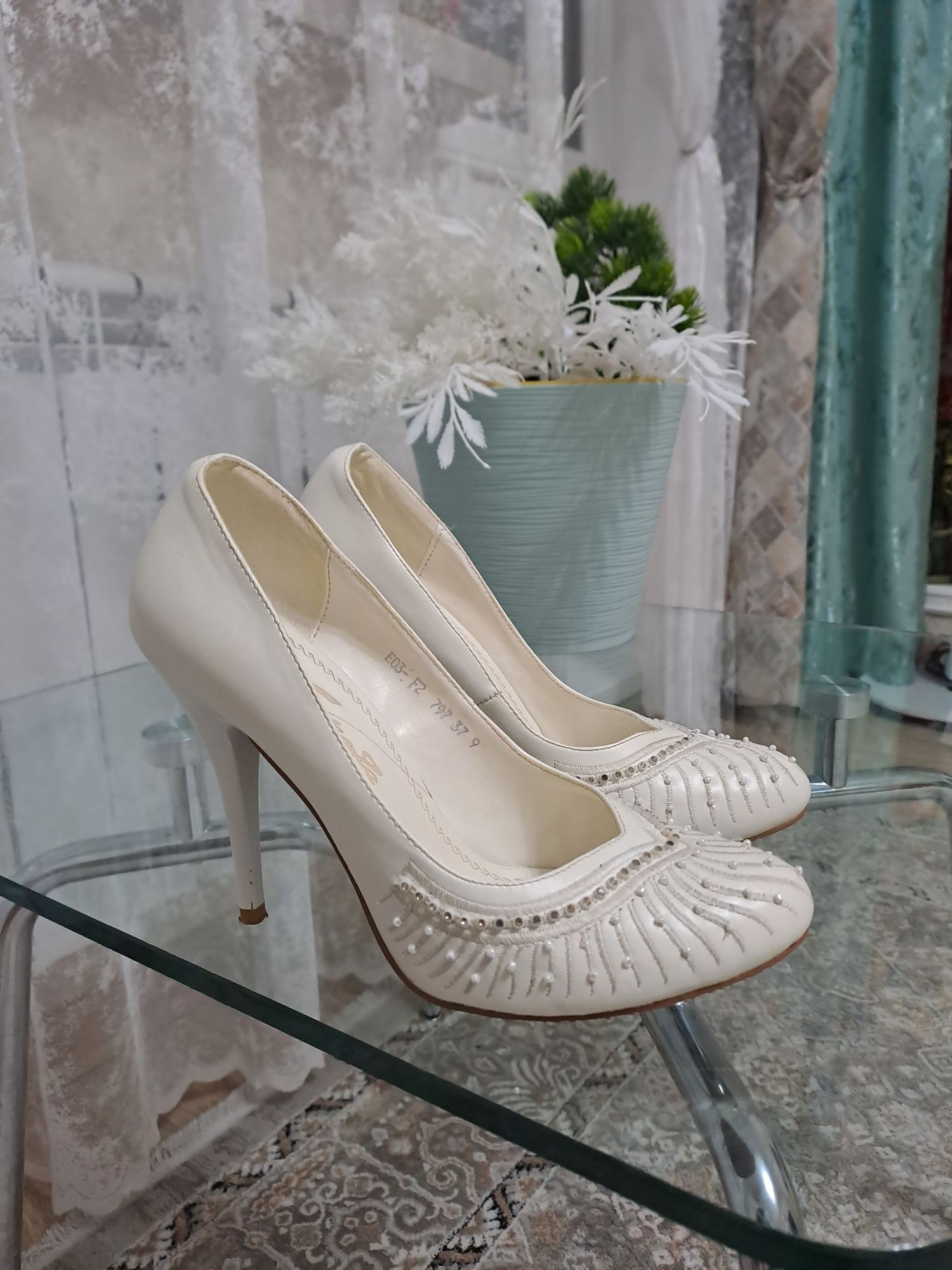 Туфли свадебные белые