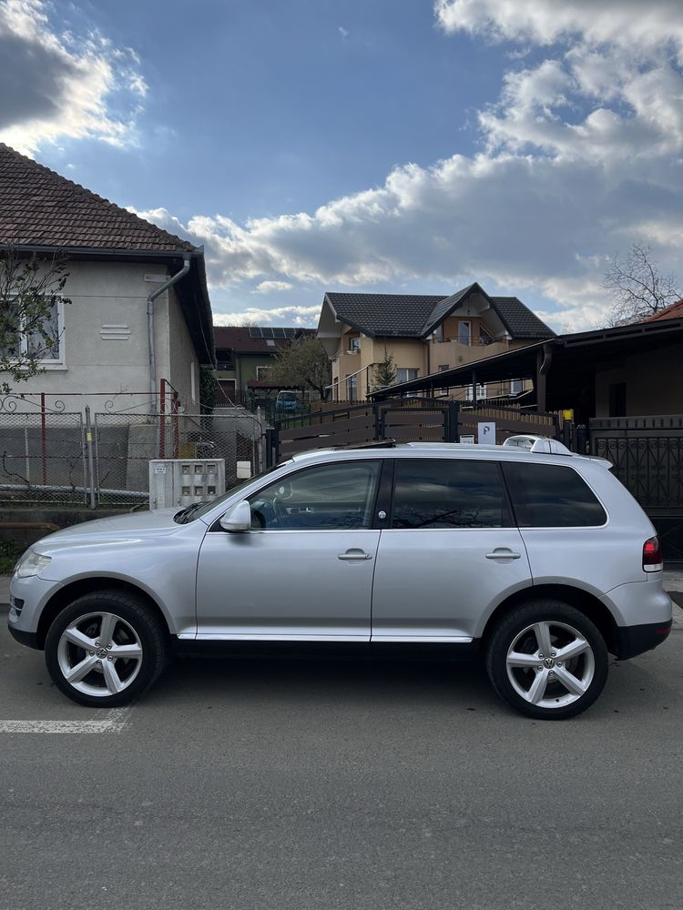 VW Touareg V6 2009 CASA 239 cai