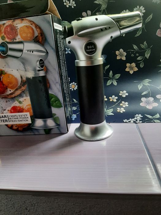 Lampa cu gaz. Arzator bricheta de camping , torță de flambat deserturi