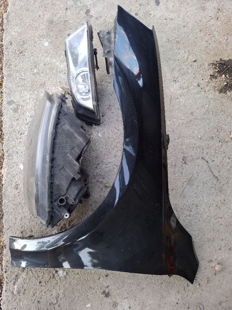 Vand Aripa stânga ,far ,proiector Skoda octavia 3 NFL