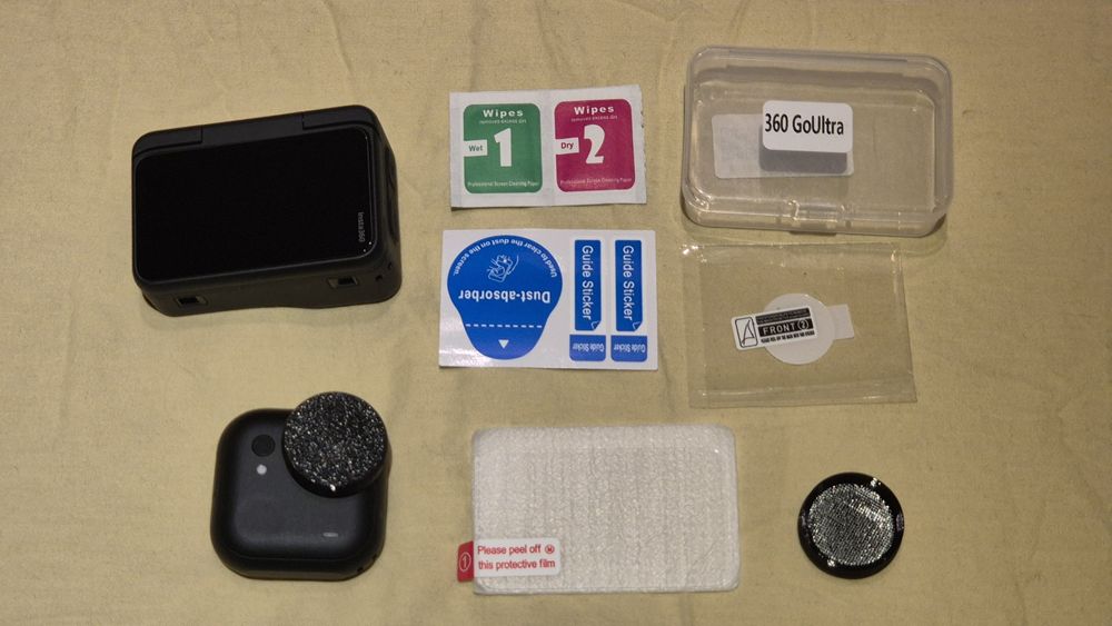 Insta360 Go Ultra аксесоари