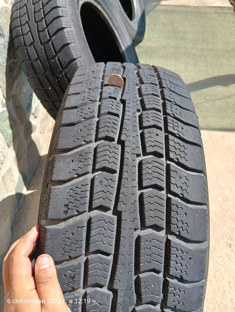 Зимни гуми 225/70 R16 discovery cooper M+S