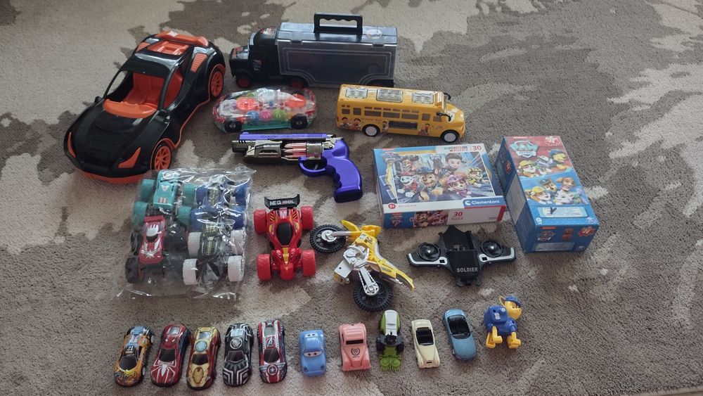 Големи Лотове играчки