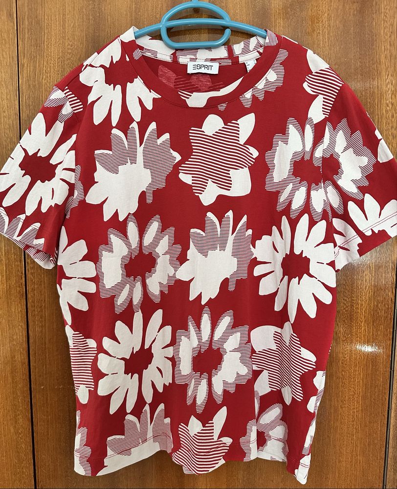 Дамска тениска Esprit, размер S/M