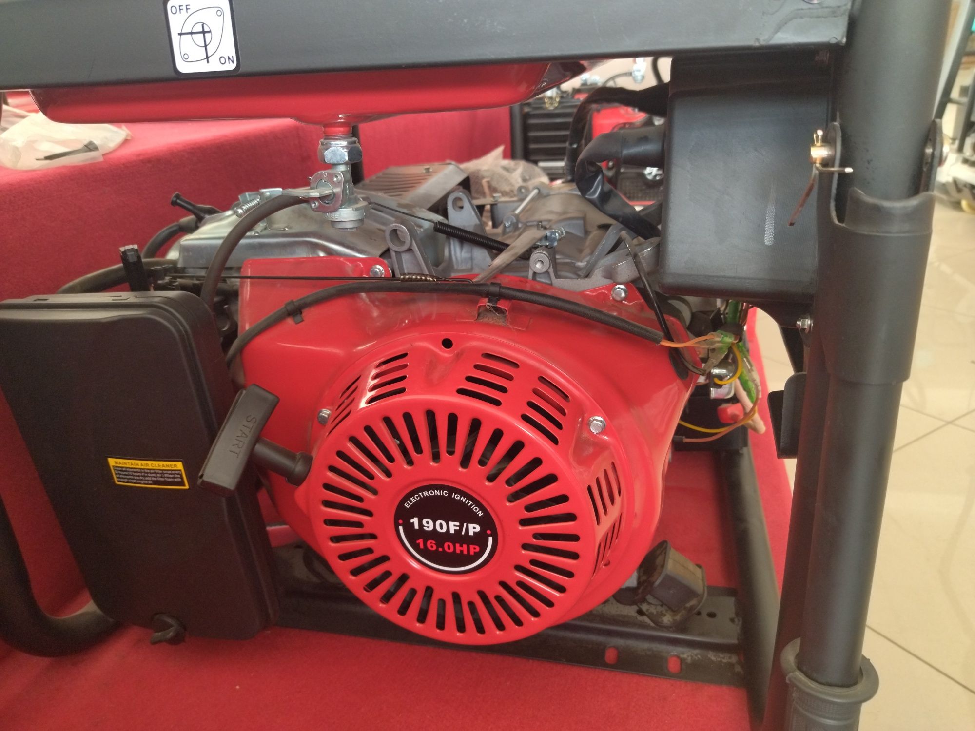 Generator Генератор движок dvijok RWD-7500E 6 kw