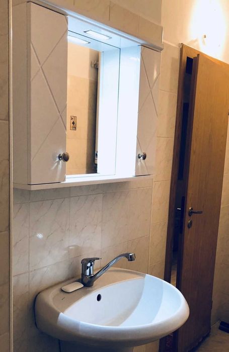 Дава се под наем Едностаен апартамент в Пловдив, Кършияка - 40 кв.м за 250 € - Снимка #4