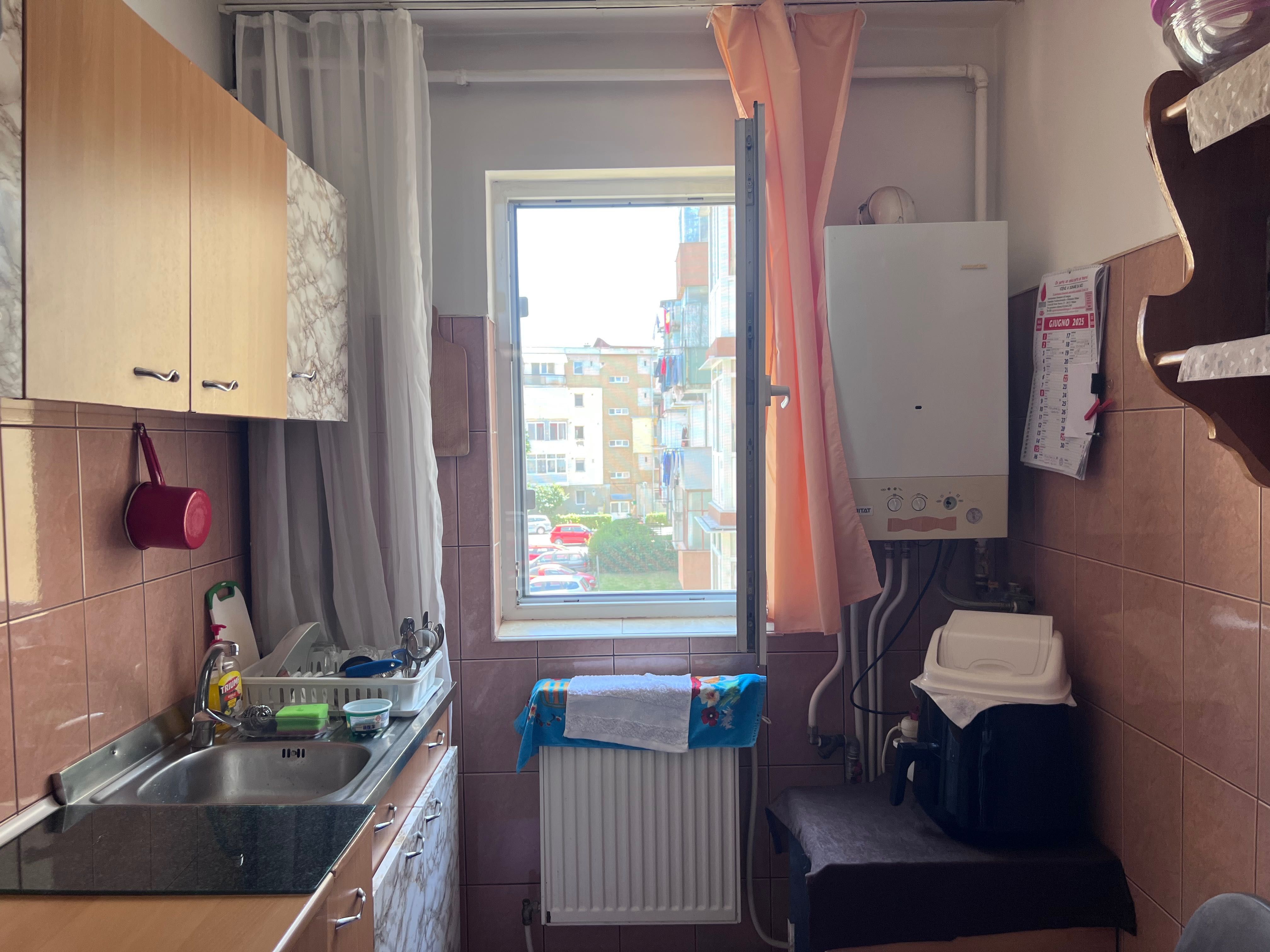 Apartament 3 camere,Hunedoara