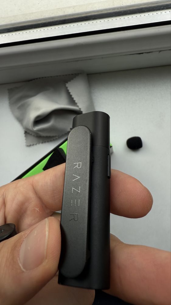 Микрофон Razer Seiren BT