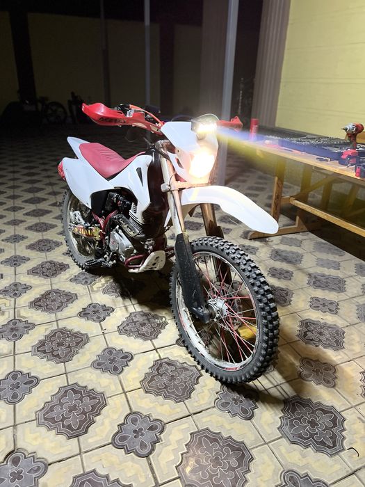 Продается эндуро 06 250