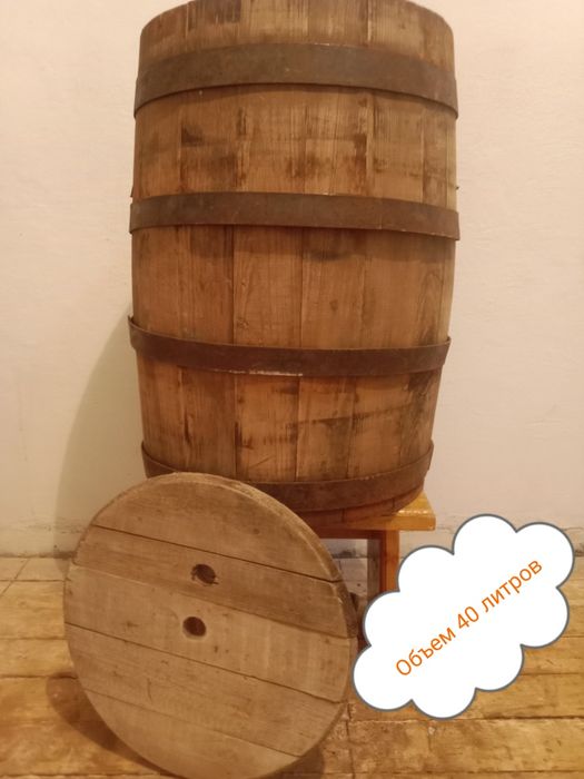 Продам деревянную бочку в хорошем состоянии