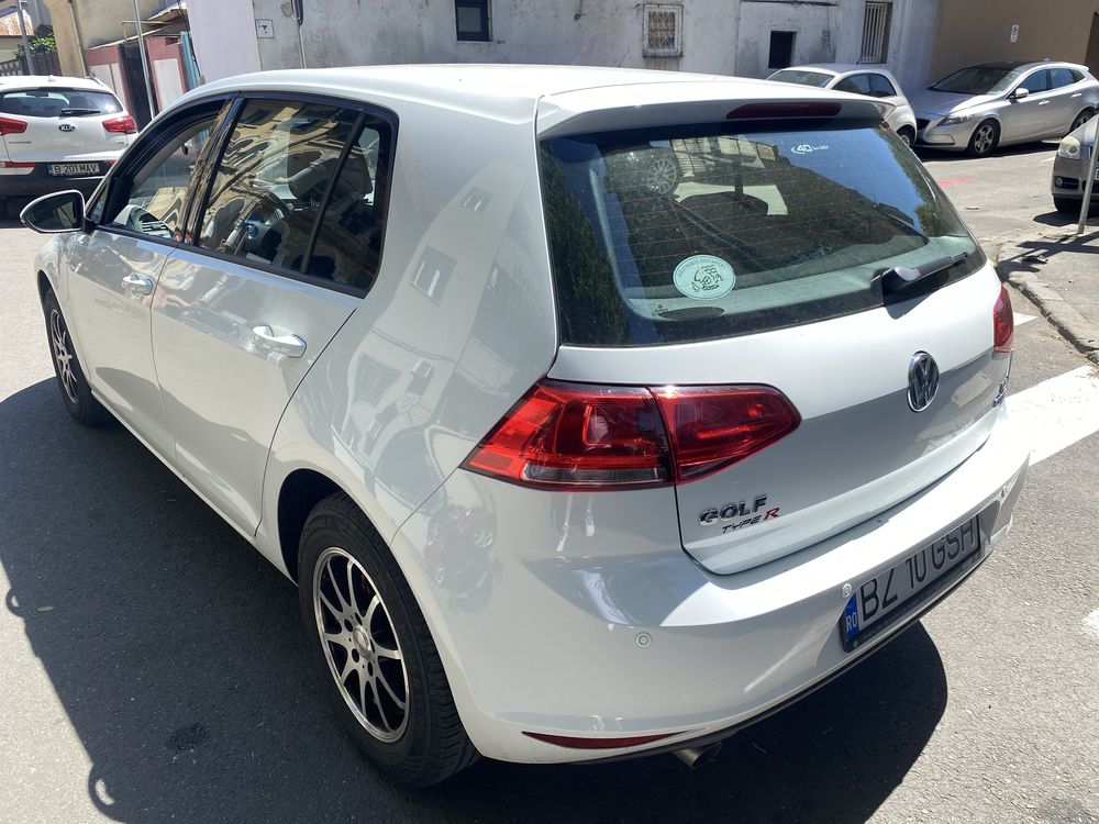 Volkswagen Golf 1.6 TDI  2015 Man5+1 Multimedia Bluetooth Dublu-Clima