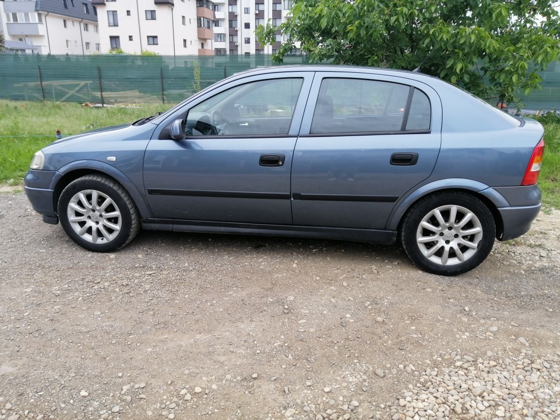 Opel Astra G 1.6 16v din 98