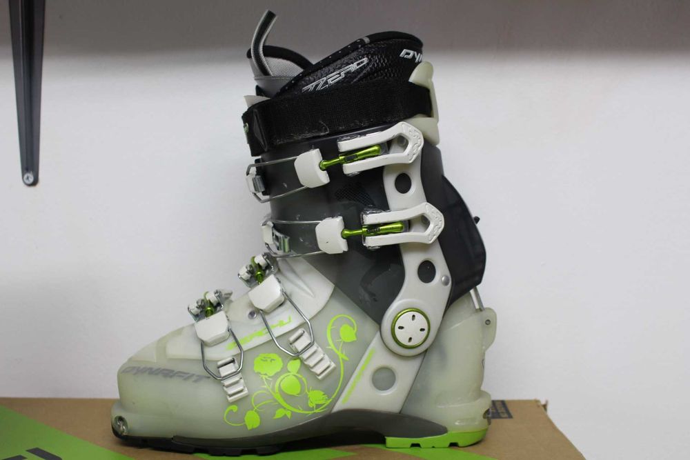 Clapar ski /schi   de tura Dynafit zzero nr 38