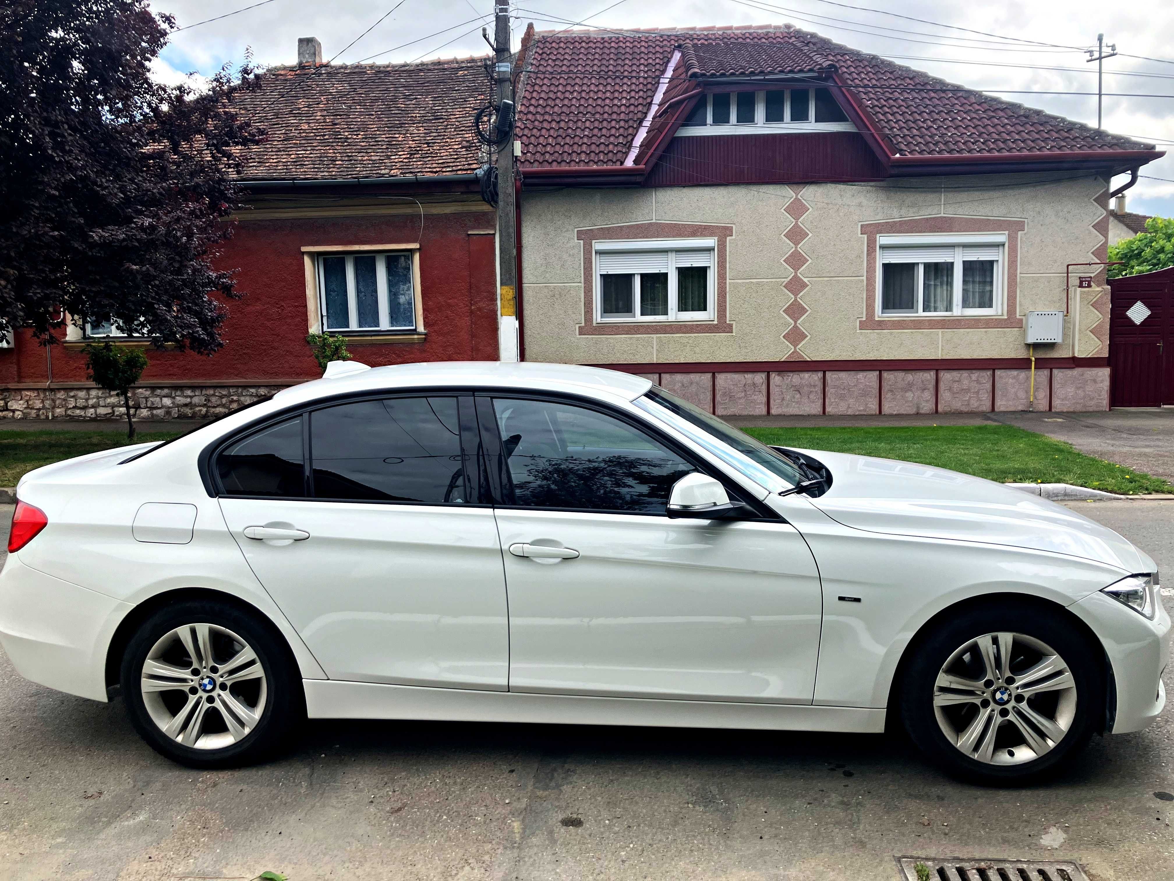 BMW Seria 3 / 2013 / Manual / Stare excepțională / Vând urgent!