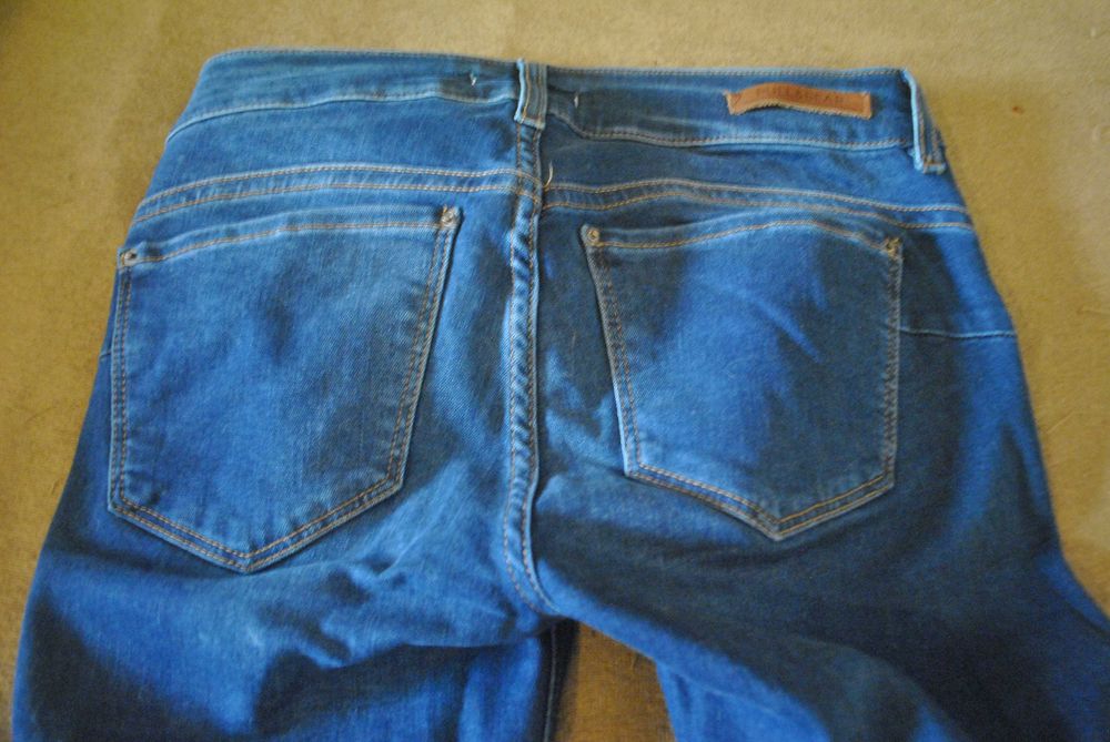 Blugi fete Pull & Bear marimea W24 cu L34, super skinny