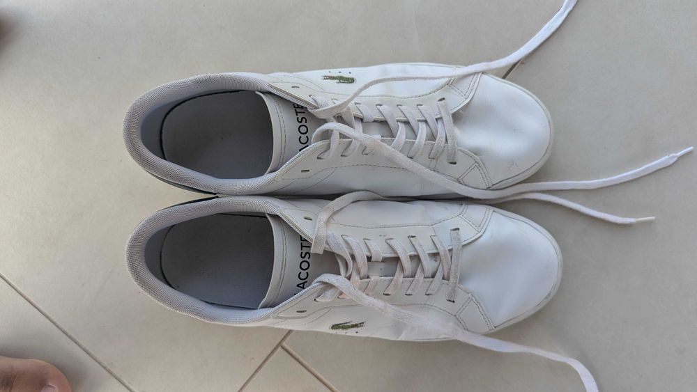 Adidasi Lacoste albi