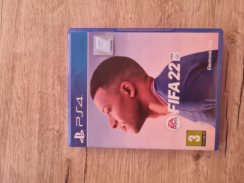 Vând jocuri pentru Play Station 4; ww2k20,fifa 22,fifa21,fifa20,fifa19