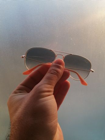 Ochelari de soare Ray-Ban aviator aurii