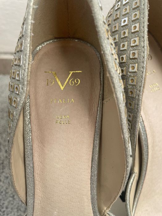 Pantofi stiletto Versace
