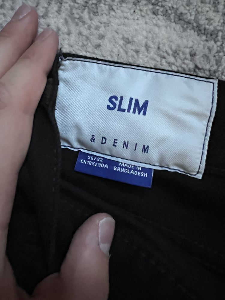 Blugi Slim Denim