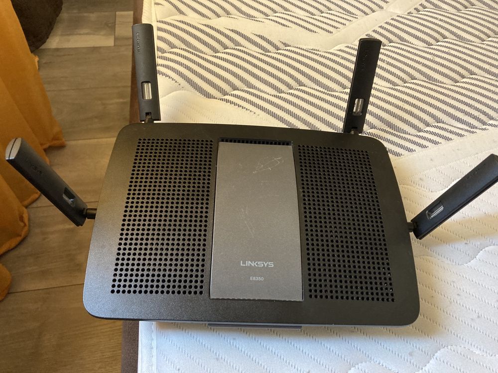 Urgent !Vand Router Wireless Linksys E8350, Gigabit, AC2400, Dual-band