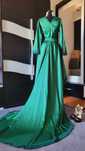 Rochie elegantă cu trena