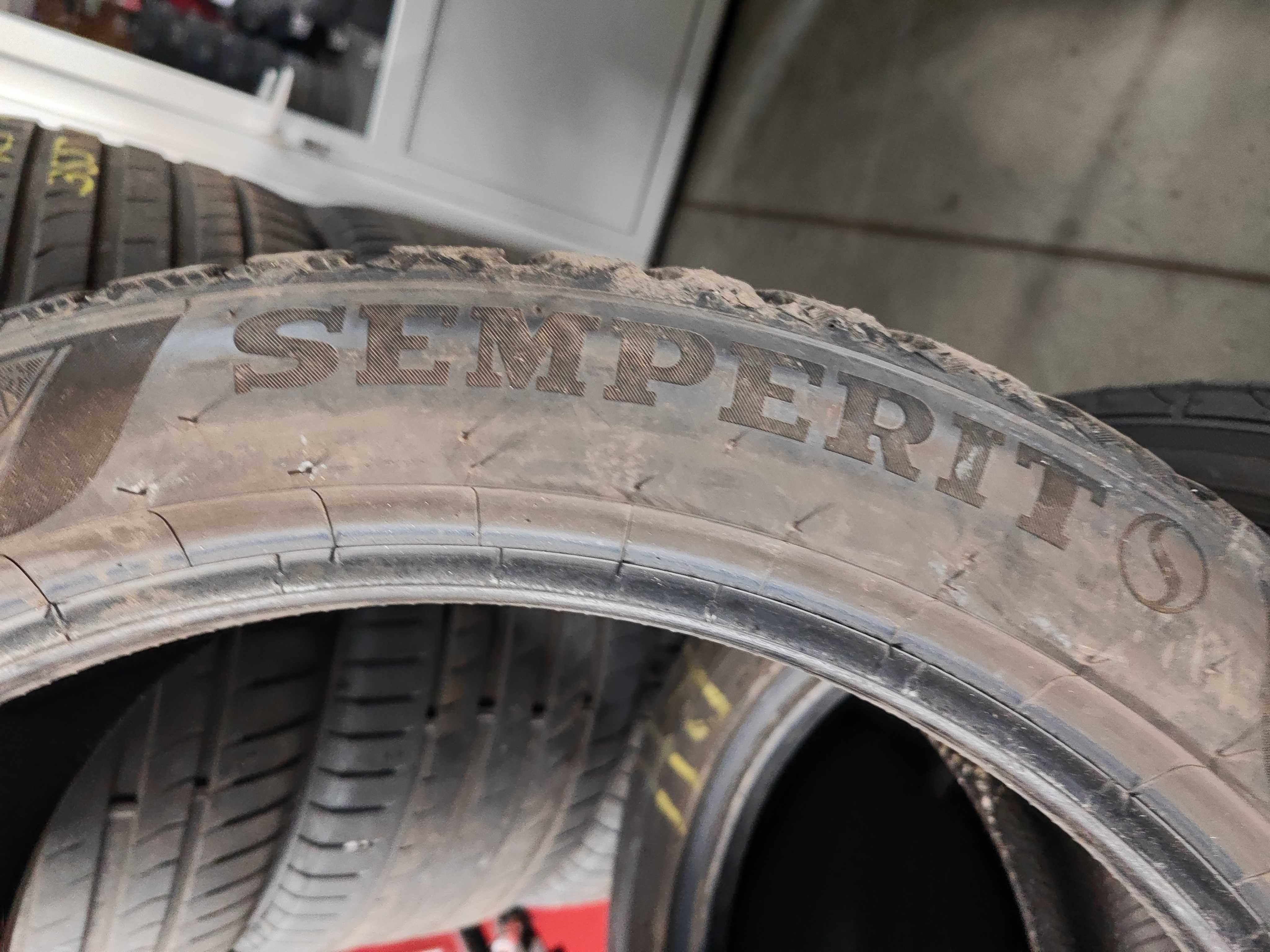 2бр.зимни гуми 225/40/18 Semperit
