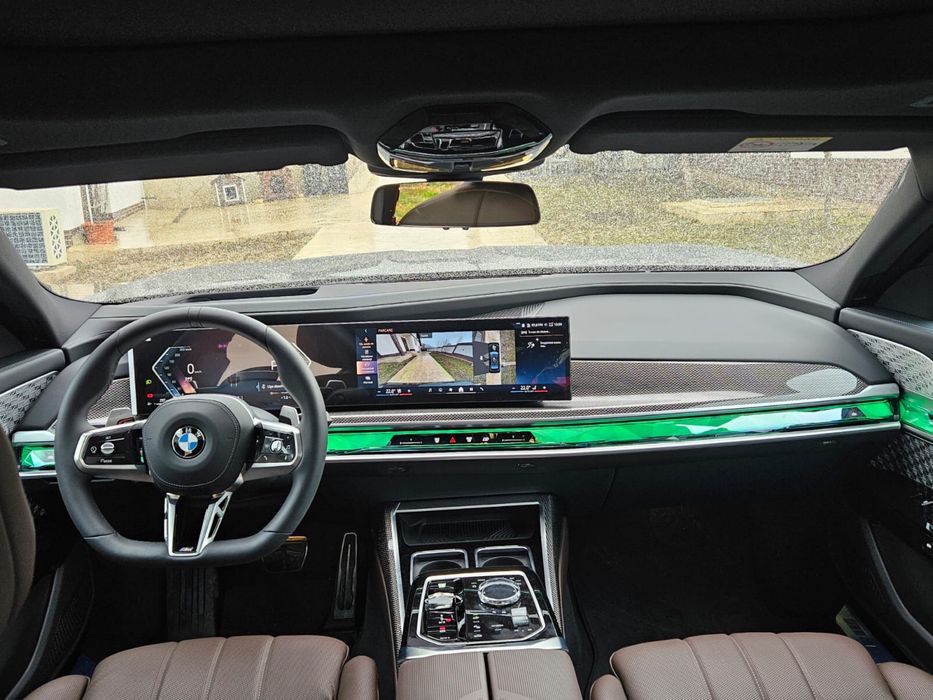 BMW 740d / 2025 / mild hybrid