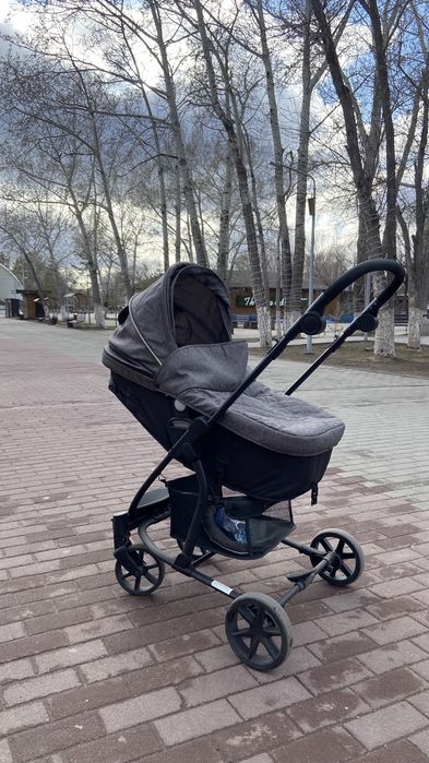 Коляска Tomix